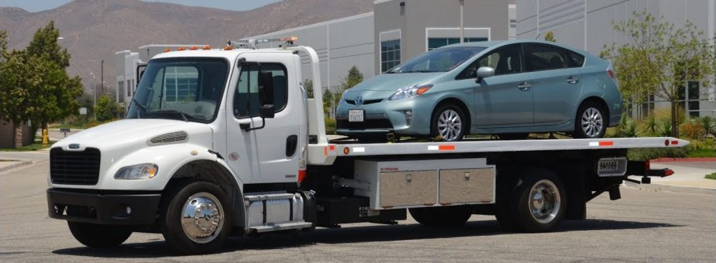 Add a Towing Service to Your Auto Body Repair