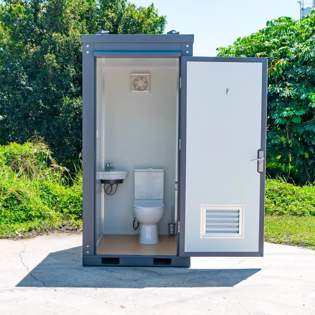 portable toilet hire in Manchester
